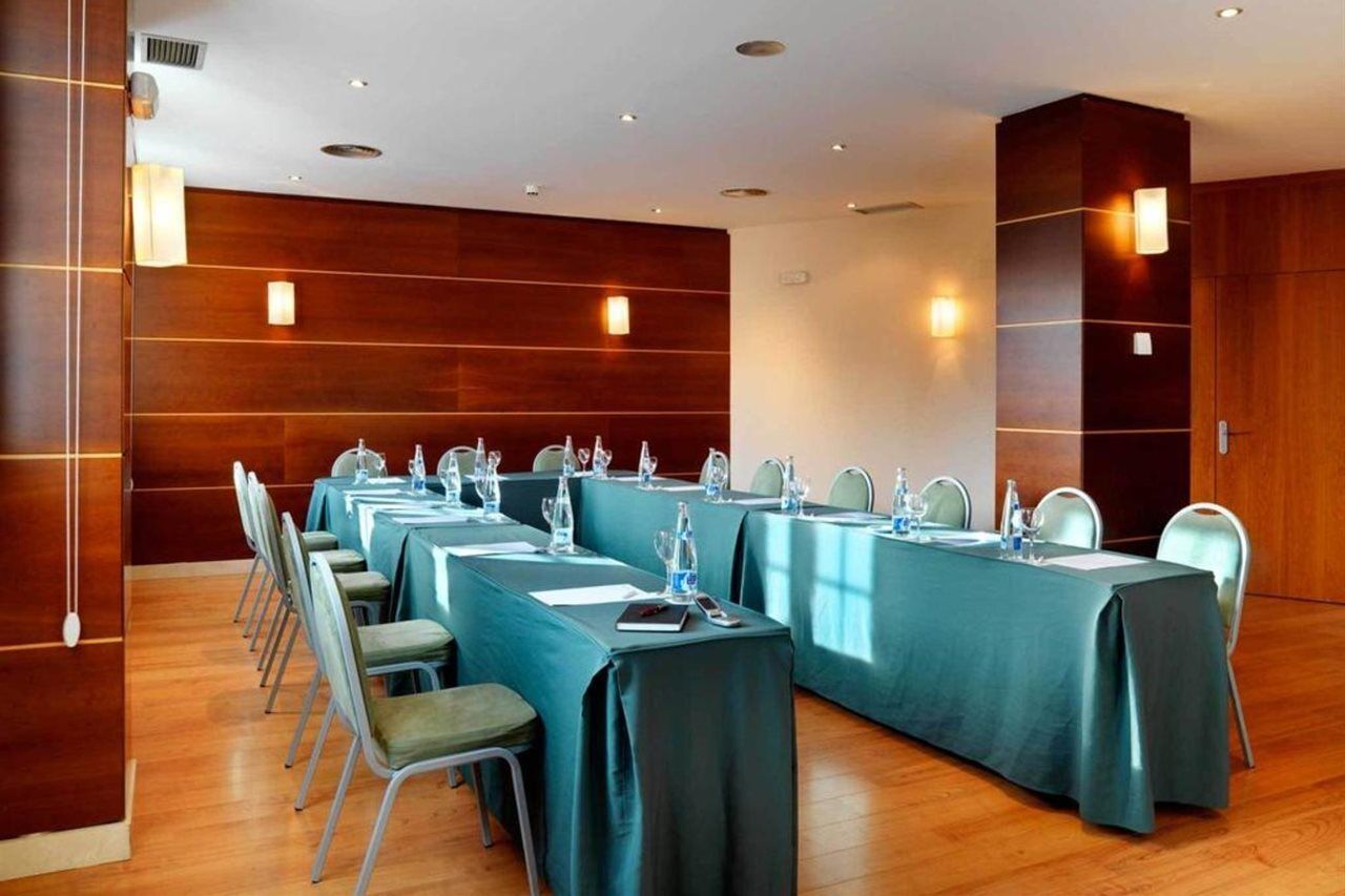 Exe Zarzuela Park Hotel Madrid Exterior photo